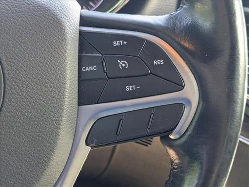 Diamond Black Crystal Pearlcoat 2021 Jeep Grand Cherokee Limited