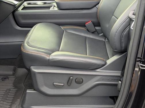 Agate Black Metallic 2026 Ford Expedition Tremor
