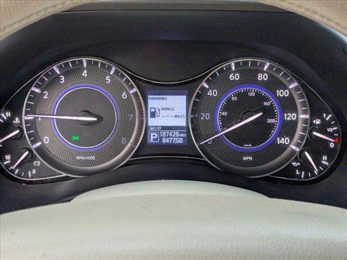 Majestic White 2015 INFINITI QX80 Base