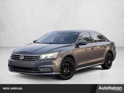 2018 Volkswagen Passat 2.0T SE