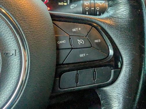 2017 Jeep Renegade Altitude