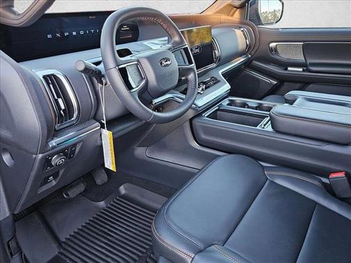 Marsh Gray 2026 Ford Expedition Tremor