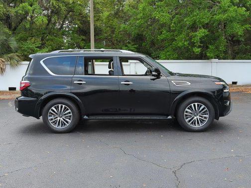 2023 Nissan Armada SL 2WD