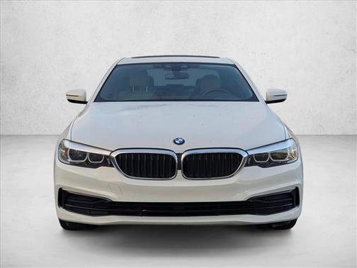 Alpine White 2019 BMW 530 530i