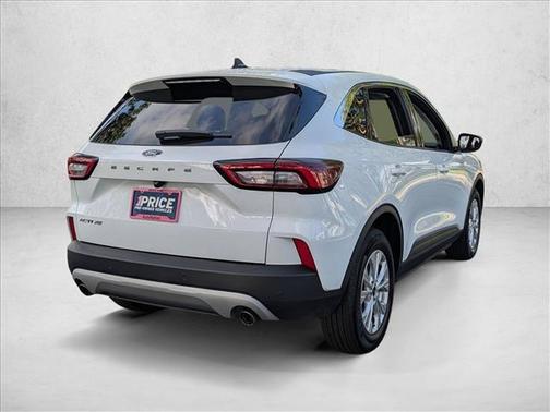 Oxford White 2024 Ford Escape Active