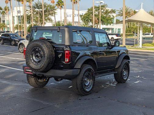 2025 Ford Bronco Base 2 Door 4x4