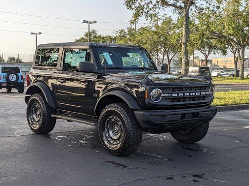 2025 Ford Bronco Base 2 Door 4x4