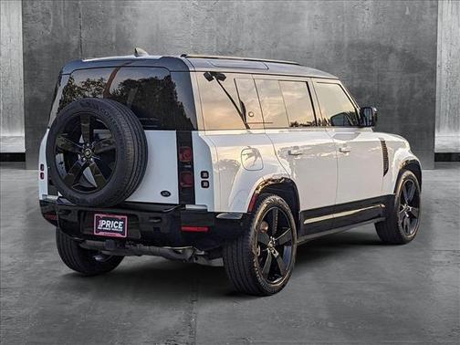 2023 Land Rover Defender 110 X-Dynamic SE