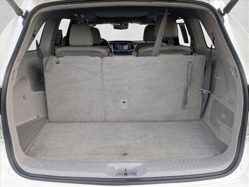 2014 Toyota Highlander Limited Platinum