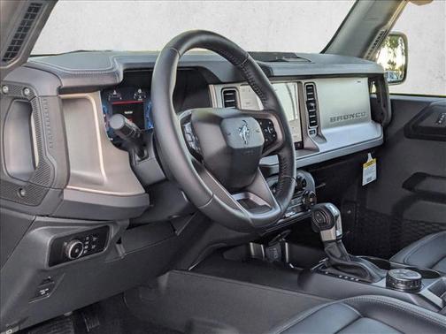 Oxford White 2026 Ford Bronco Outer Banks