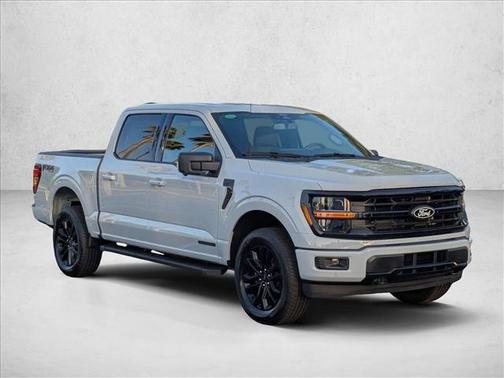 Avalanche 2026 Ford F-150 XLT
