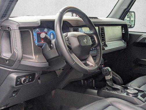 Azure Gray Metallic Tri-Coat 2025 Ford Bronco Badlands