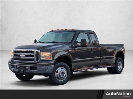 2005 Ford F-350 Lariat