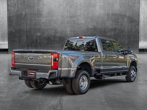 2025 Ford F-350 Lariat