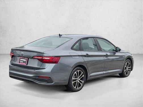 Platinum Gray Metallic 2024 Volkswagen Jetta 1.5T Sport