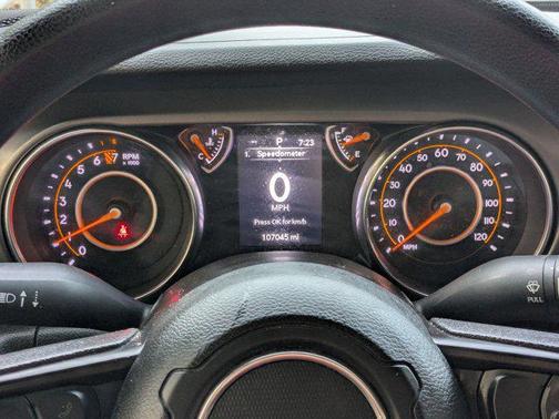 Black Clearcoat 2022 Jeep Gladiator Sport