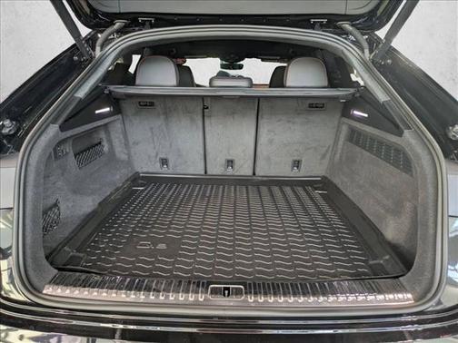 Mythos Black Metallic 2025 Audi RS Q8 4.0T