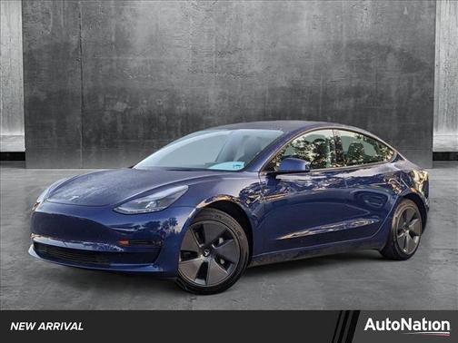 2022 Tesla Model 3 Long Range
