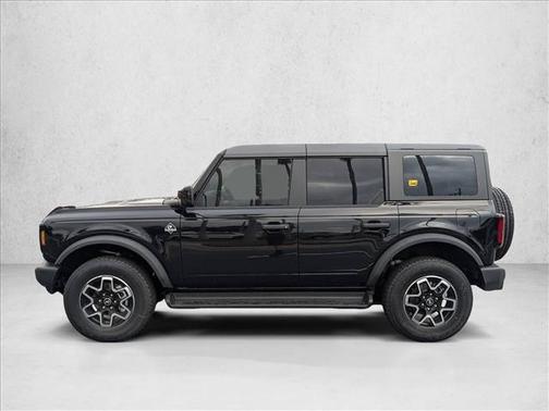 Shadow Black 2026 Ford Bronco Outer Banks