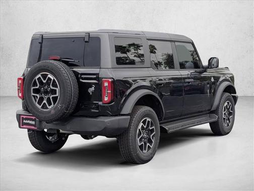Shadow Black 2026 Ford Bronco Outer Banks