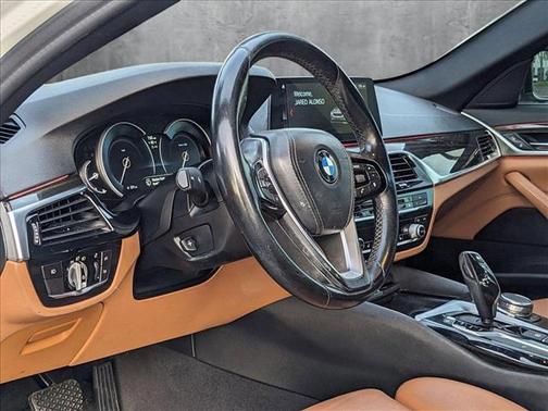 2018 BMW 540 540i