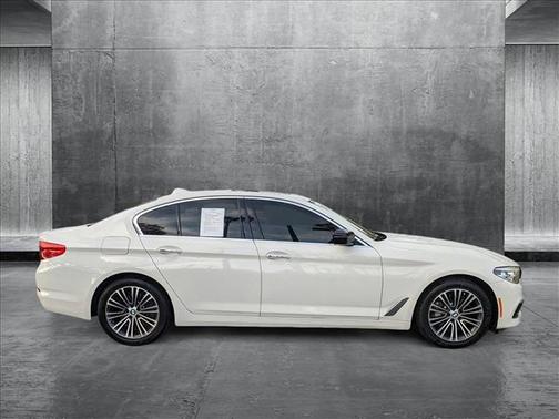 2018 BMW 540 540i