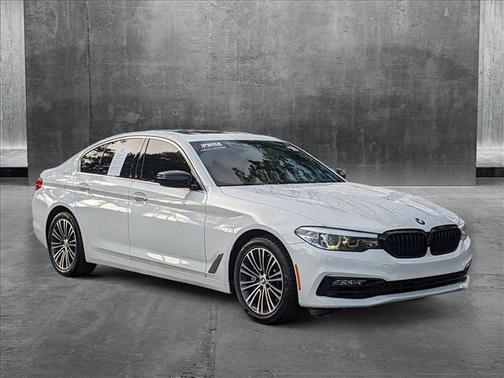 2018 BMW 540 540i