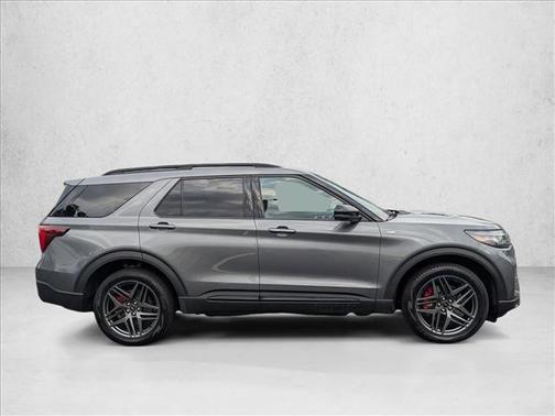 Carbonized Gray Metallic 2025 Ford Explorer ST-Line
