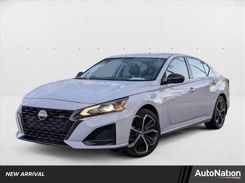 2024 Nissan Altima SR FWD