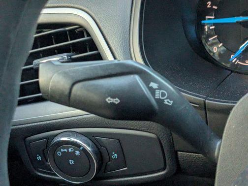 2015 Ford Edge SE