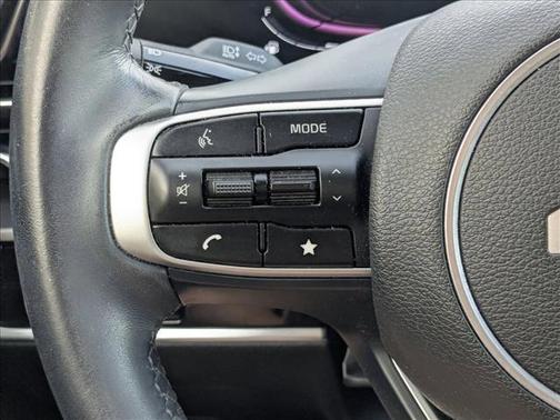 Glacial White Pearl 2024 Kia Sportage EX