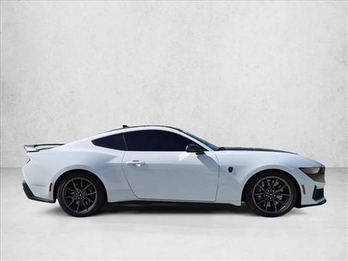 Oxford White 2024 Ford Mustang Dark Horse Fastback