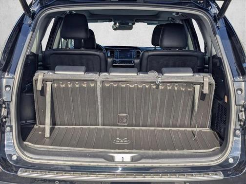 2019 Toyota Highlander Hybrid Platinum