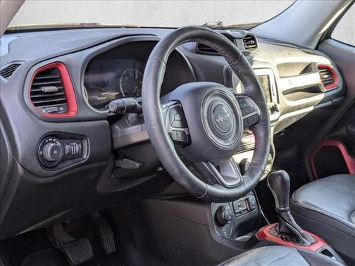 2015 Jeep Renegade Trailhawk