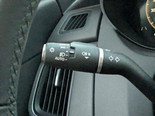 2024 Jaguar E-PACE R-Dynamic SE P250 AWD Automatic