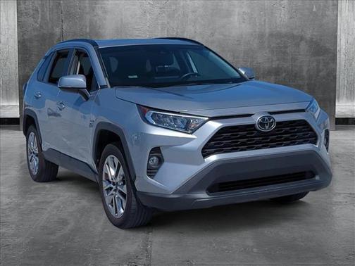 2020 Toyota RAV4 XLE Premium