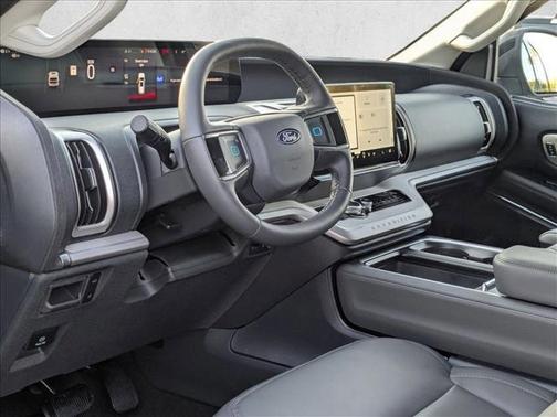 Glacier Gray Metallic Tri-Coat 2026 Ford Expedition Max Active 4x2