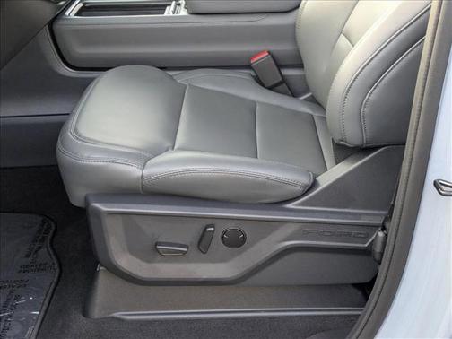 Glacier Gray Metallic Tri-Coat 2026 Ford Expedition Max Active 4x2