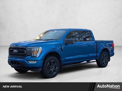 Velocity Blue Metallic 2021 Ford F-150 XLT