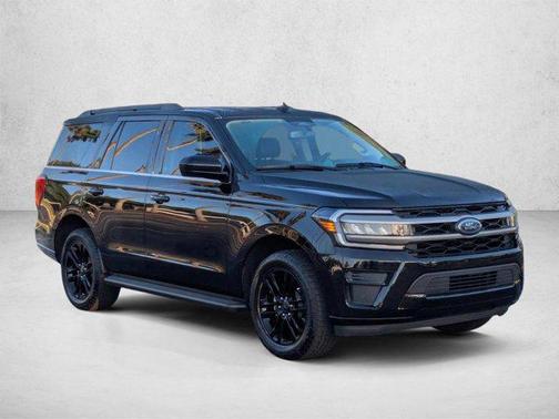 Agate Black Metallic 2024 Ford Expedition XLT