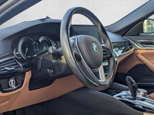2019 BMW 540 540i