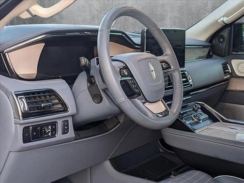2024 Lincoln Navigator Black Label