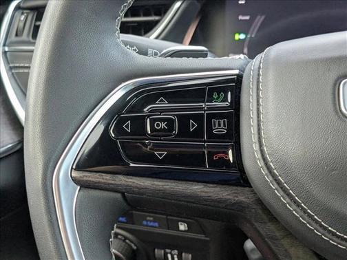 2022 Jeep Grand Cherokee 4xe Overland