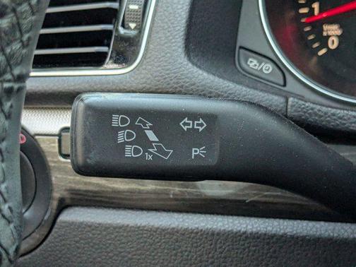 2017 Volkswagen Passat 1.8T SE w/Technology