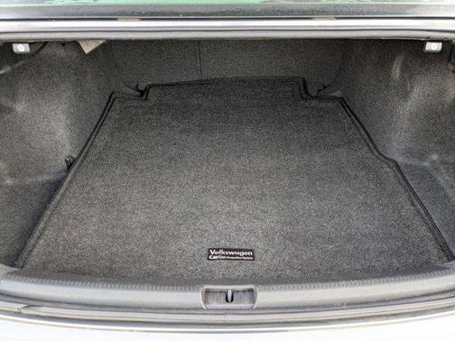 2017 Volkswagen Passat 1.8T SE w/Technology