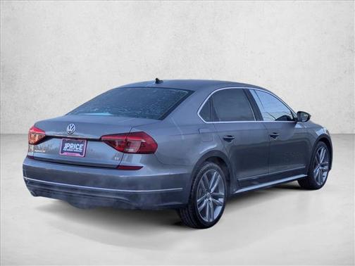 2017 Volkswagen Passat 1.8T SE w/Technology