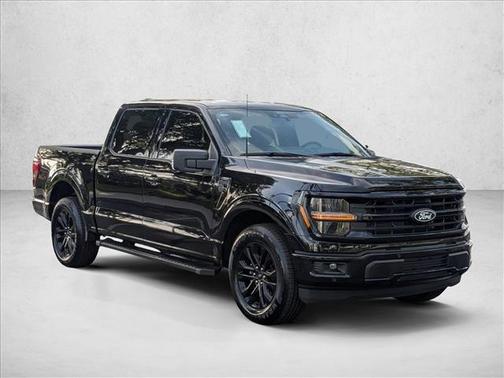 Agate Black Metallic 2026 Ford F-150 XLT
