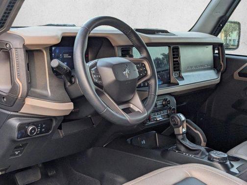 Carbonized Gray Metallic 2024 Ford Bronco Big Bend