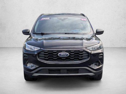 Agate Black Metallic 2025 Ford Escape ST-Line