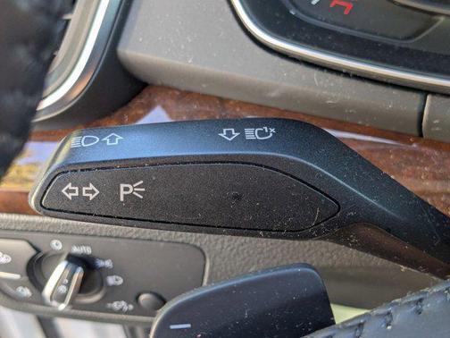 2020 Audi Q5 Premium Plus 55 TFSI e quattro S tronic